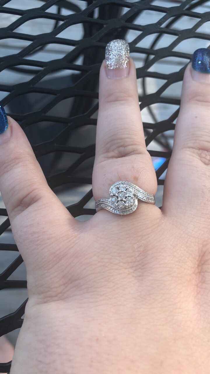 Show me your engagement rings!! - 1