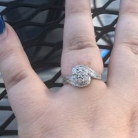Show me your engagement rings!! - 1