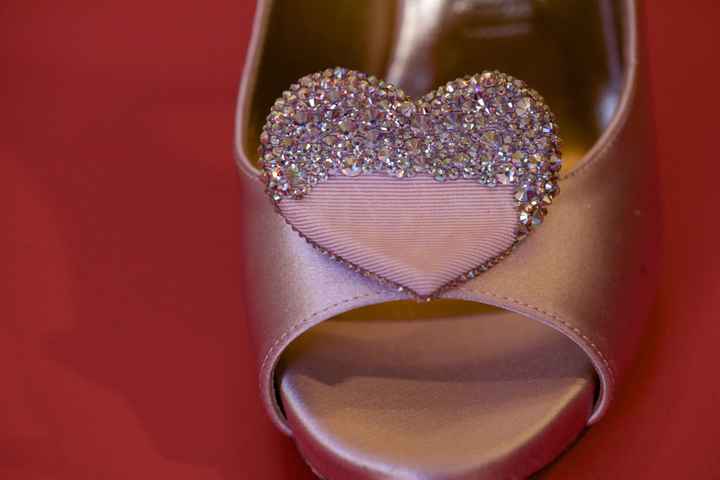 DIY Crystal Wedding Shoes~pics!