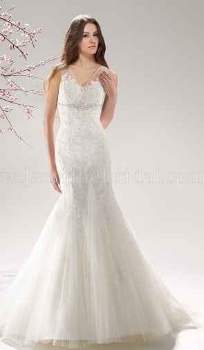 Any of you really altering your dress?