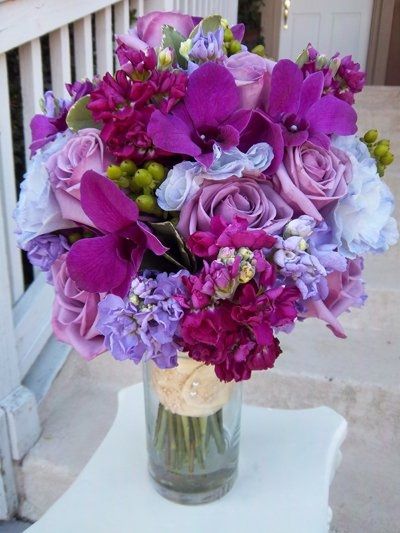 Wedding is next month and i do not have flowers picked out! Help!