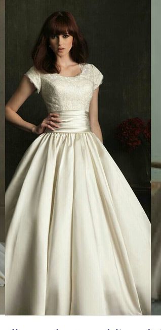 Wedding dress to cover the chest