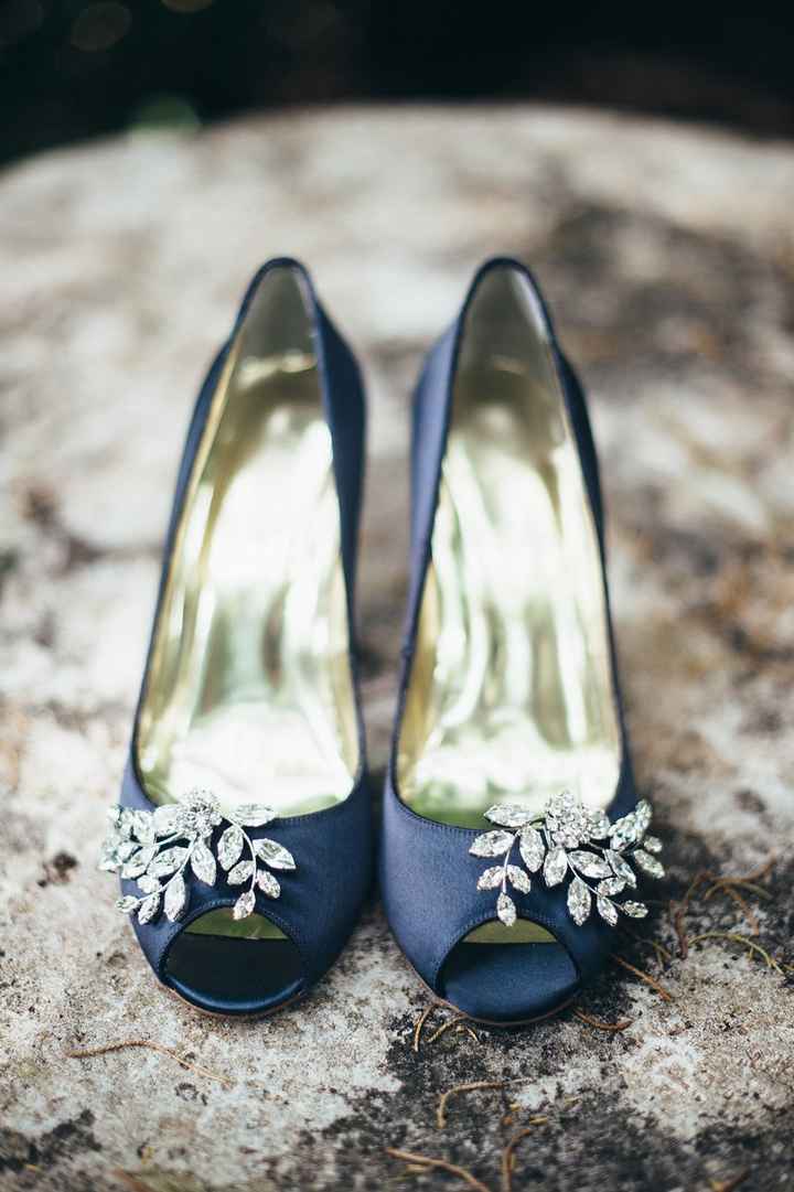 Hard time finding navy flats/low heels - please help!