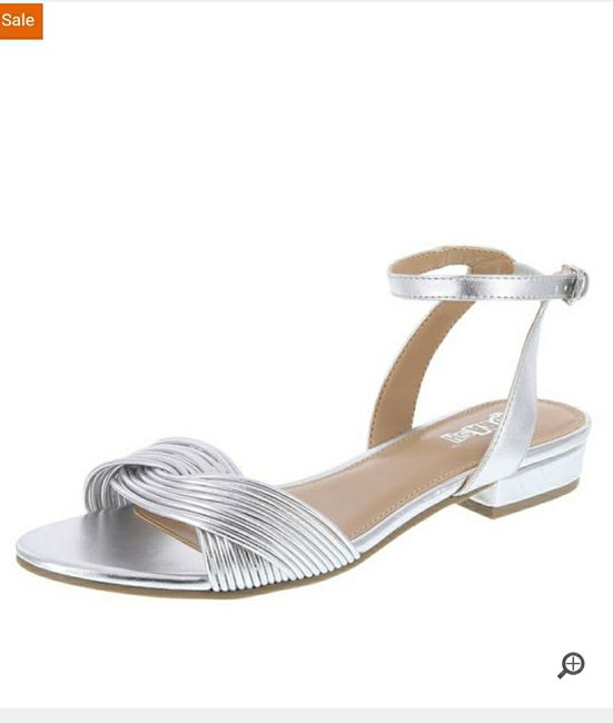 What shoes will you be wearing??  Heels? Flats? Boots? - 1