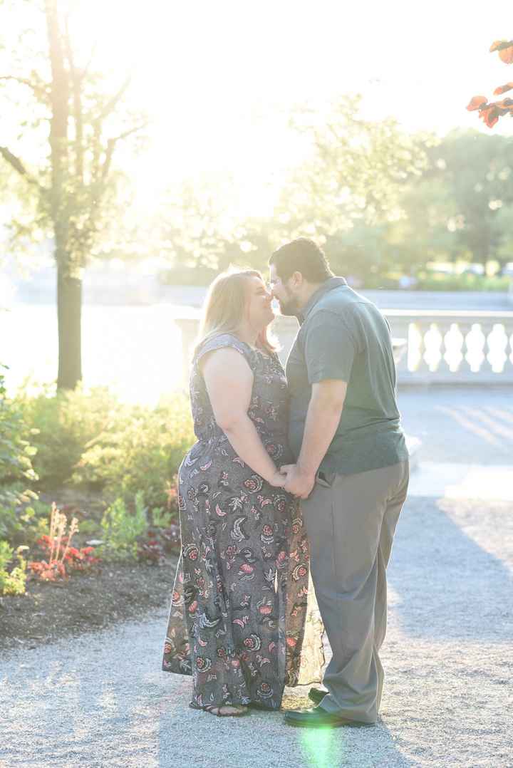 Engagement photo inspiration! Outfits and props!