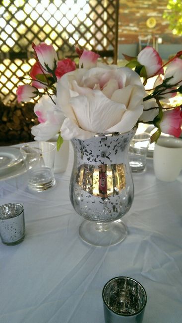 Is a base for the centerpiece necessary?  Share pics for those without! 1