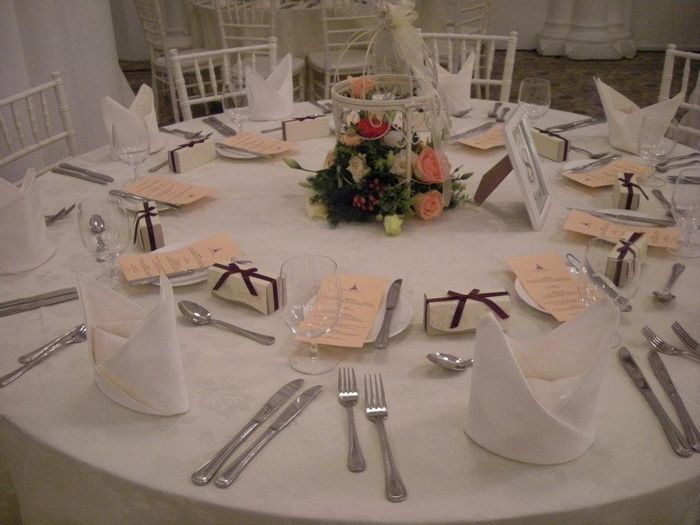 Table setting. 1