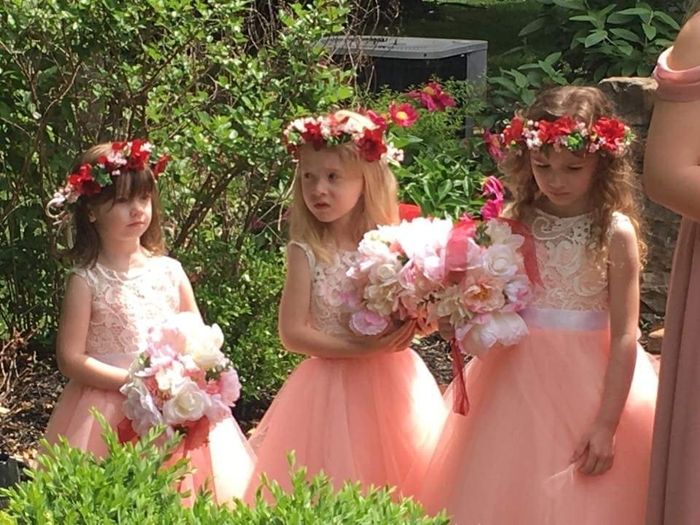 Flower girl and ring beaters walk alone? - 1