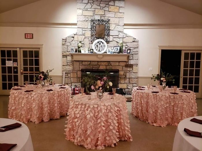 Sweetheart table , Centerpiece, backdrop diy 5