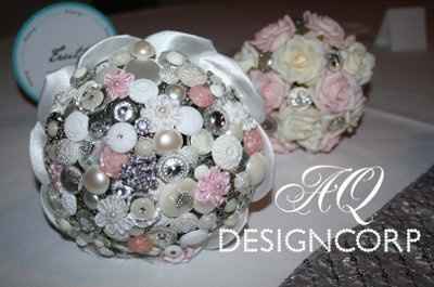 Brooch Bouquet