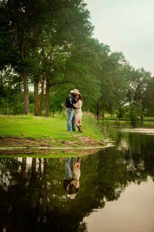 Engagement Picture are FINALLY here!!!! (Pic Heavy in Comments)