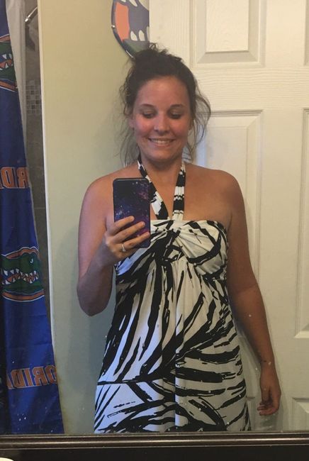 Help me with my engagement photo outfit?