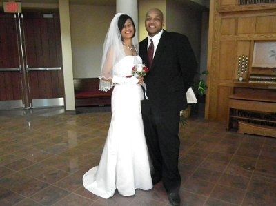 Let's see all of the bride's with their grooms!