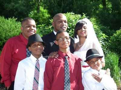 Been married for almost a month, but finally got the rest of my pics