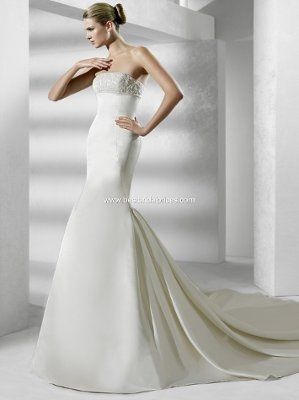 Hard Time Finding "THE DRESS"...