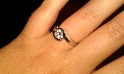 How did he propose & Show off dem raaangs!