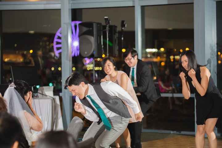 show your favorite pro wedding pic!