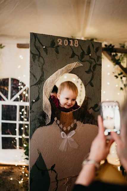 DIY photo cut out 