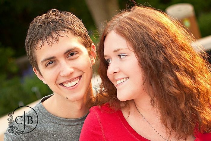 Engagement Picture Poses