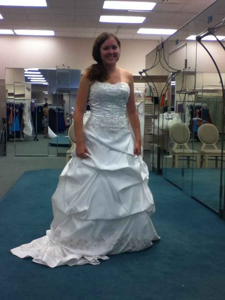 David's Bridal Trip #2 tomorrow... with Mom, Grandma, and sister (aka MOH)!