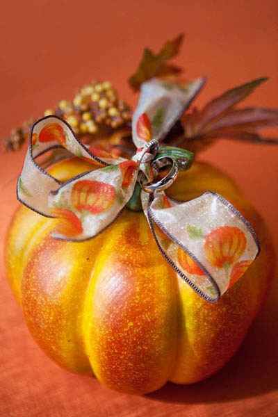 Fall brides -- how are you making your wedding "feel autumn-ish"