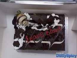 wedding cakes that make you go "What the ....?"