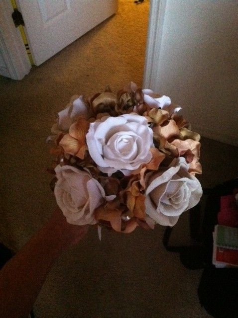 paper flowers? (bouquet and boutonnieres)