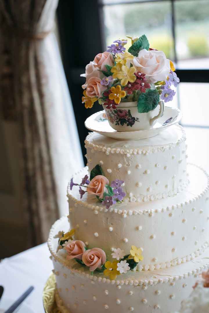 Wedding Cake.. how many tastings did you try? - 1