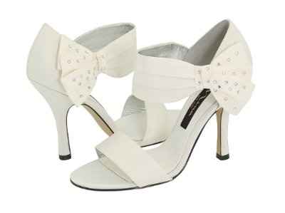 Trying to find sexy wedding shoes!!!!!HELP
