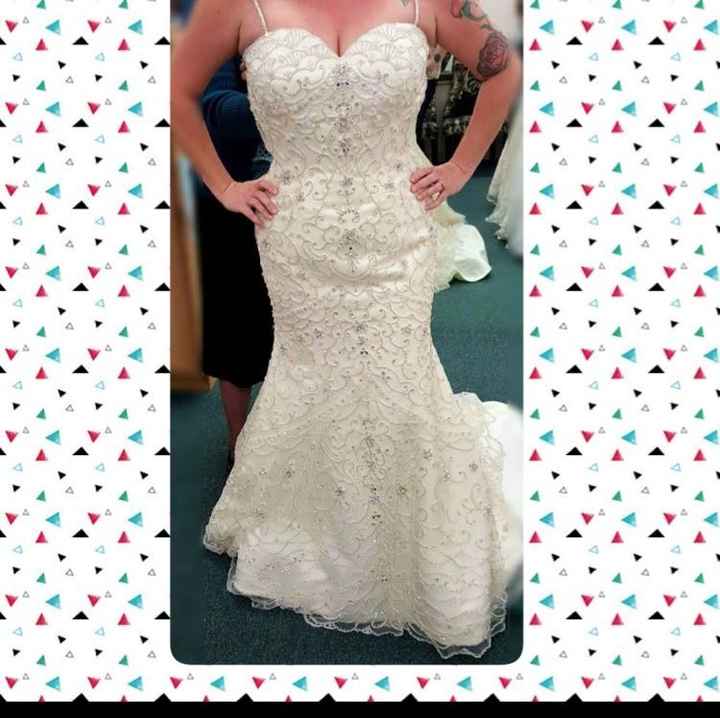 Let's see everyone's dresses