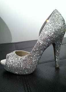 DIY SWAROVSKI CRYSTAL SHOES