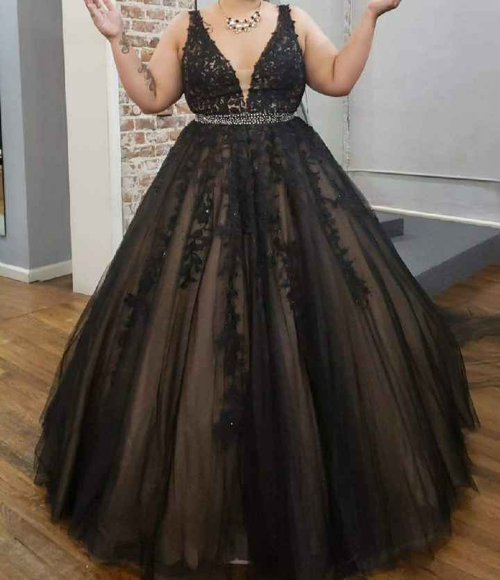 Wedding Dress - White or Colorful? - 1