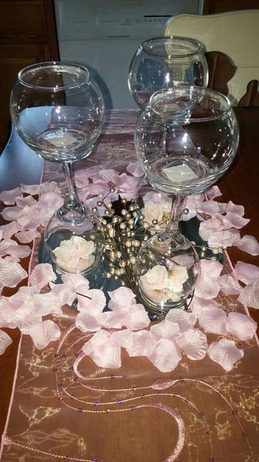 DIY centerpiece mock-up!  Opinions please. :)