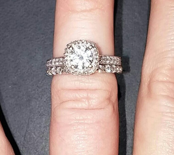 Show me your wedding bands