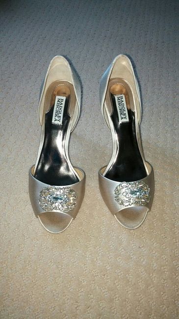 show me your shoes!