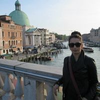 Show us your favourite honeymoon picture!