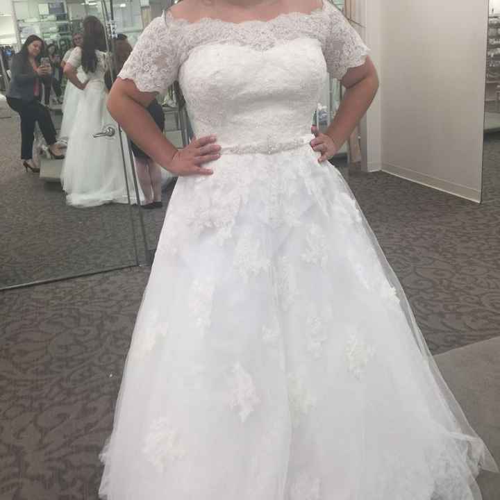 Show off those dresses!