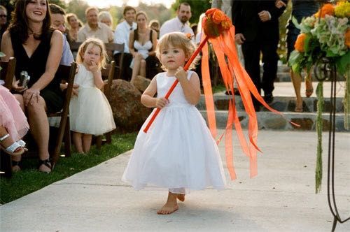 Flower girls that can’t throw flowers 1