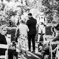 Asking wedding guests to return missing items etiquette - 2