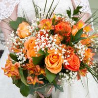 Question for Brides Who Are Wearing Ivory Dresses - 2