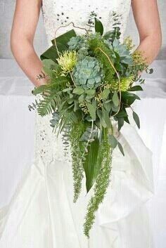 Cascading bouquet