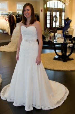 Trying on MY dress TODAY! (Update with Pics)
