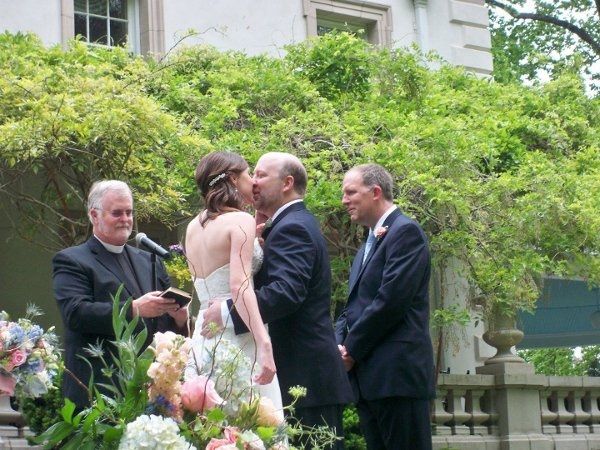 Sneak peak professional photos from our 5/5 wedding! (Updated on Page 5 with more ceremony photos)