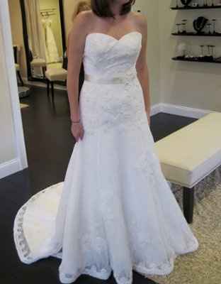 Lets see those dresses ladies!!!