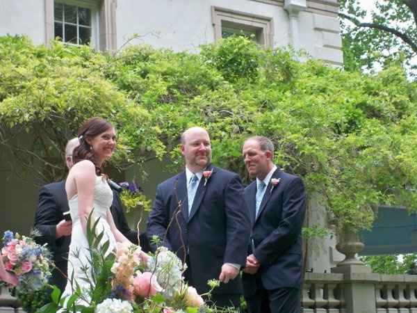 Sneak peak professional photos from our 5/5 wedding! (Updated on Page 5 with more ceremony photos)