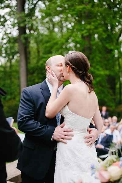 Any pale brides struggling with staying au naturale or getting a fake tan?