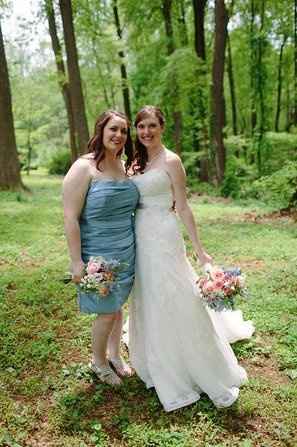 Let's see your flowers/bouquets/bouquet alternatives!