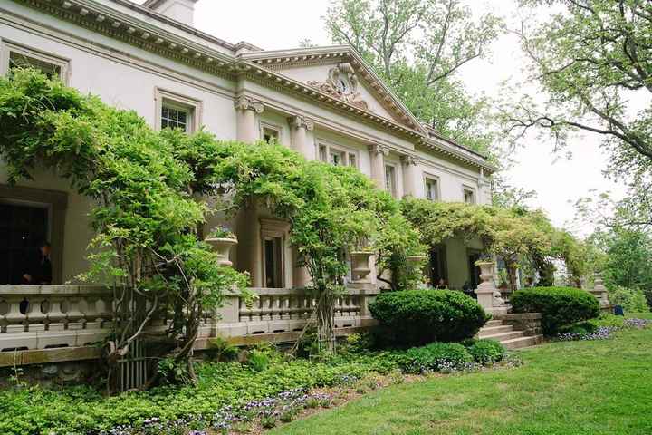 What are your wedding venue MUST haves