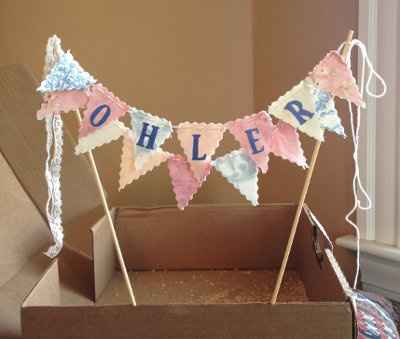 Cake Topper - Lace or No Lace?
