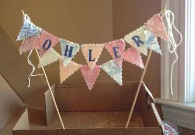 Cake Topper - Lace or No Lace?